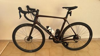 Używany Tcr advance disk 2 pro Custom Shimano 105 2022 Road & Gravel — zdjęcie 5 z 11