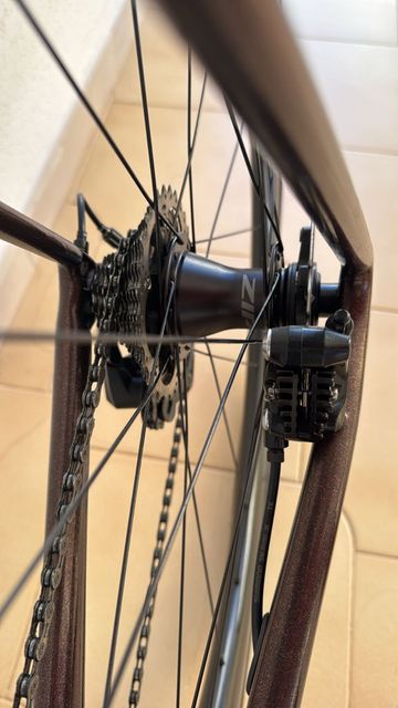 Tcr advance disk 2 pro Custom Shimano 105 2022 Road & Gravel de segunda mano, Negro — imagen 6 de 11