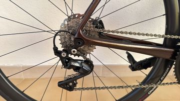 Tcr advance disk 2 pro Custom Shimano 105 2022 Road & Gravel de segunda mano, Negro — imagen 3 de 11