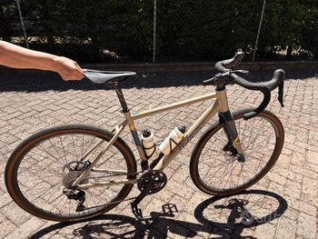 Używany Wilier Jareen SHIMANO GRX RX400 2X10S 2025 2025 Road & Gravel