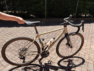Wilier Jareen SHIMANO GRX RX400 2X10S 2025 2025 Road & Gravel usato