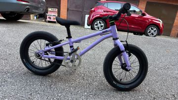 Used Early Rider Belter 14 2025 2025 Youth, Purple — image 2 of 5