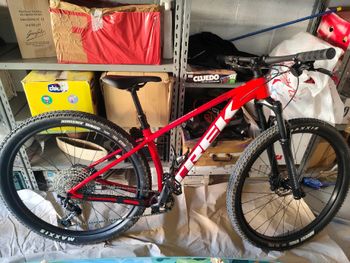 Trek Procaliber 6 2025 2025 Mountainbike de segunda mano, Rojo — imagen 9 de 14