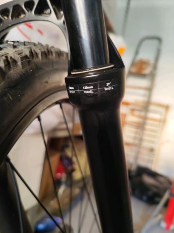 Trek Procaliber 6 2025 2025 Mountainbike de segunda mano, Rojo — imagen 14 de 14