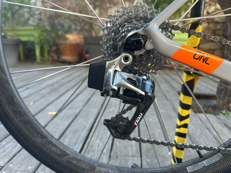 Used Heroin Custom SRAM Red eTap 2018 Road & Gravel, Light Gray — image 4 of 18