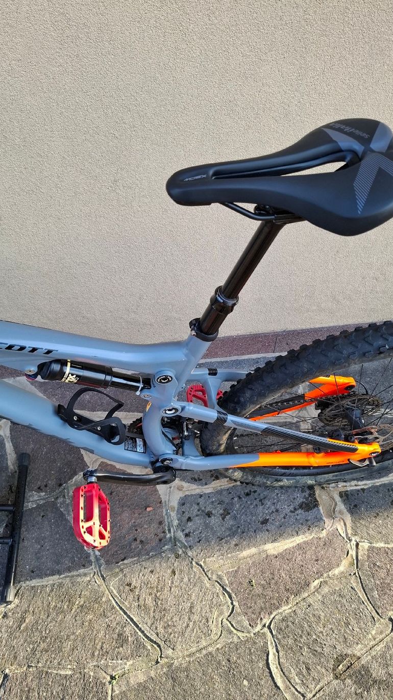 Używany Scott Genius 740 2017 2017 Mountainbike — zdjęcie 3 z 7