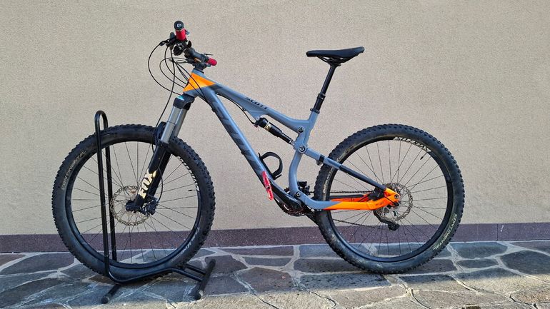 Używany Scott Genius 740 2017 2017 Mountainbike — zdjęcie 4 z 7