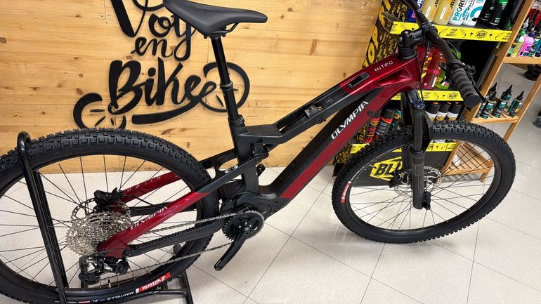 Used Olympia Custom Shimano Deore XT 2026 Mountainbike, Red — image 2 of 16