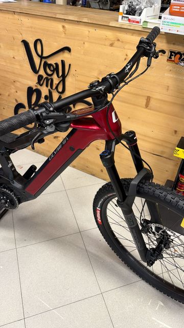 Olympia Custom Shimano Deore XT 2026 Mountainbike de segunda mano, Rojo — imagen 5 de 16