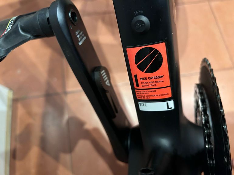 Brugt Canyon Aeroad CF SLX 8 Di2 2023 2023 Road & Gravel — billede 4 af 6