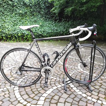 Gebrauchtes Cannondale Evo Hi-Mod (Ultra Lightweight) 2013 Road & Gravel