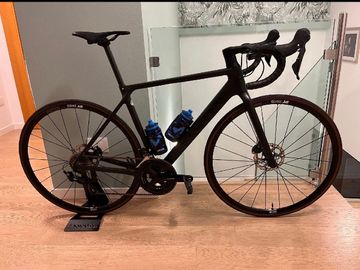 Gebrauchtes Canyon Ultimate CF SL 7 Disc 2021 2021 Road & Gravel, Schwarz — Bild 2 von 4