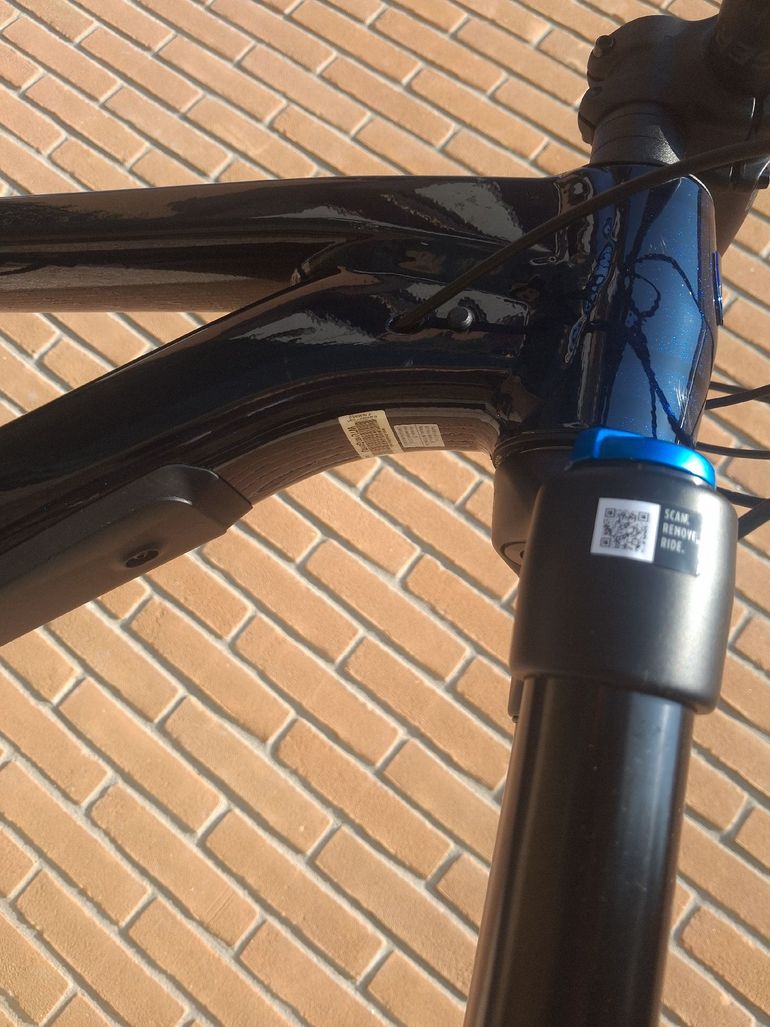 Brugt Trek Slash 8 Gen 6 2024 2024 Mountainbike — billede 12 af 21