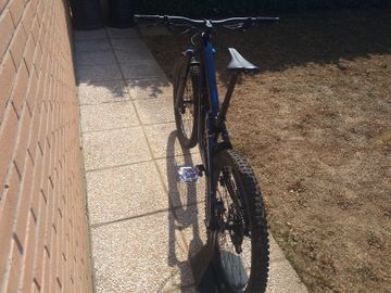 Brugt Trek Slash 8 Gen 6 2024 2024 Mountainbike — billede 21 af 21