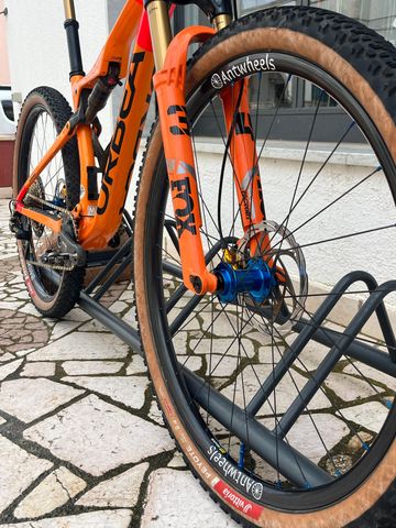 Brugt Orbea OIZ M TEAM 2022 2022 Mountainbike — billede 1 af 2