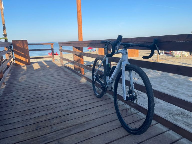 Trek Boone 5 2025 2025 Road & Gravel usato, Grigio chiaro — immagine 2 di 2