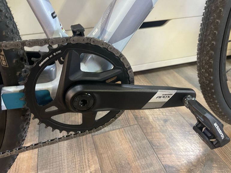 Używany Trek Boone 5 2025 2025 Road & Gravel — zdjęcie 4 z 10