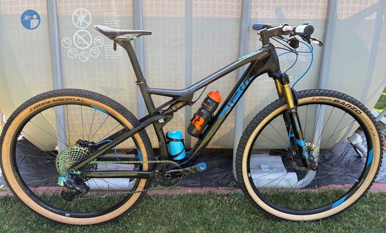 Gebrauchtes CUBE AMS 100 C:68 SLT 29 Ams 2020 Mountainbike, Schwarz — Bild 2 von 8