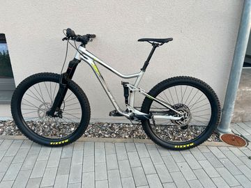 Tweedehands Merida One-Forty 600, 2019 2019 MTB