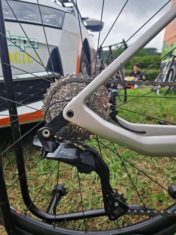 BH Bikes Custom Shimano 105 Di2 2026 Road & Gravel d'occasion — image 4 sur 11