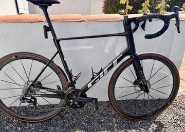 Tweedehands GIRS KOM R 2025 Road & Gravel — afbeelding 1 van 9