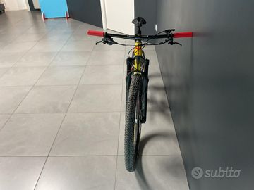 Wilier 101x Shimano Deore XT 2018 Mountainbike usato, Rosso — immagine 3 di 10