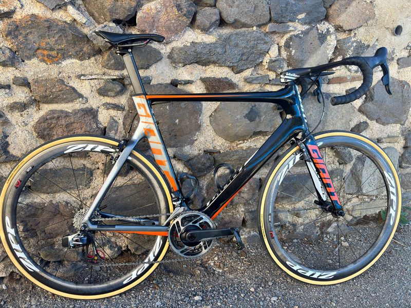 Used Giant Propel SRAM Red eTap 2016 Road & Gravel