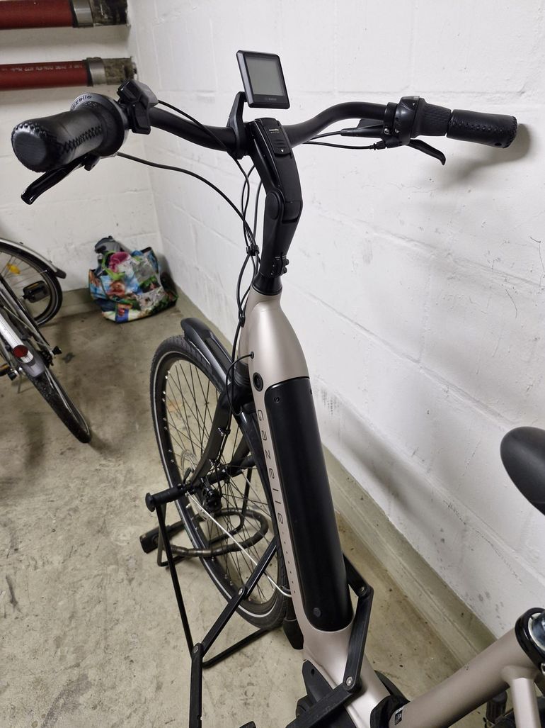Used Gazelle Medeo 2024 Urban, Green — image 5 of 9