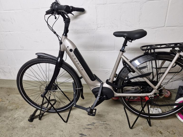 Used Gazelle Medeo 2024 Urban, Green — image 2 of 9