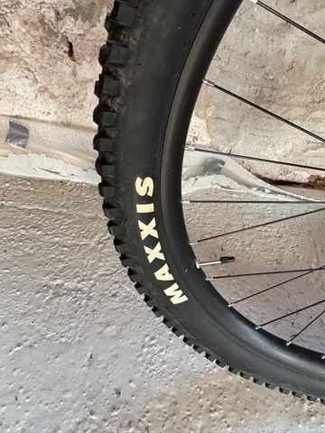 Tweedehands Merida BIG TRAIL 500 2022 2022 Mountainbike — afbeelding 10 van 12