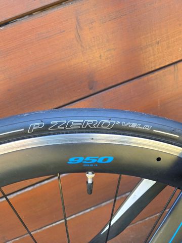 Used Fuji Norcom Straight 2.1 2017 2017 Road & Gravel, Black — image 5 of 6