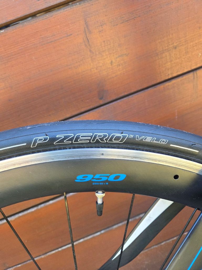 Used Fuji Norcom Straight 2.1 2017 2017 Road & Gravel, Black — image 5 of 6