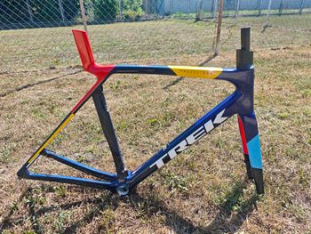 Brugt Trek Madone SL 5 Gen 8 2025 Frameset 2025 Road & Gravel — billede 3 af 6