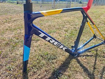 Brugt Trek Madone SL 5 Gen 8 2025 Frameset 2025 Road & Gravel — billede 2 af 6