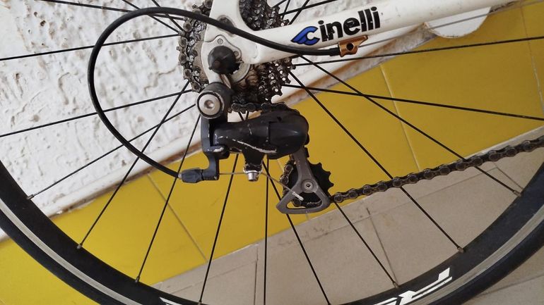 Used Cinelli Saetta Shimano 105 2014 Road & Gravel, White — image 3 of 3