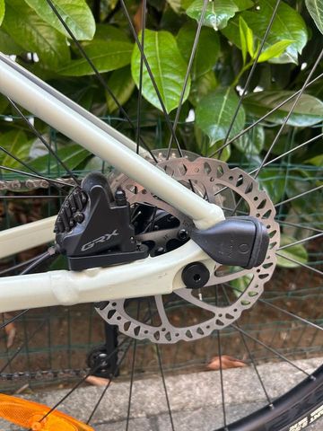 Used Giant Revolt 1 2021 2021 Road & Gravel, White — image 2 of 10