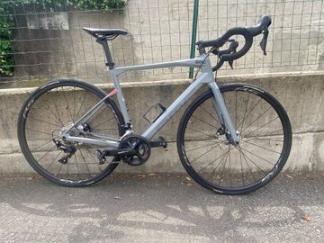 Used BMC Roadmachine 02 THREE 2020 2020 Road & Gravel, Light Gray — image 1 of 34