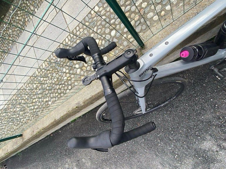 Used BMC Roadmachine 02 THREE 2020 2020 Road & Gravel, Light Gray — image 27 of 34