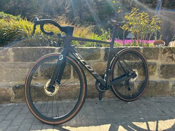 Used Scott Addict RC Ultimate 2022 2022 Road & Gravel, Black — image 4 of 15