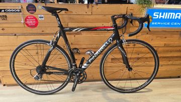 Used Pinarello Paris Campagnolo Chorus 2010 Road & Gravel, Black — image 9 of 10