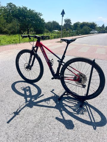 Used Lee Cougan Custom Shimano XTR 2023 Mountainbike, Red — image 7 of 7
