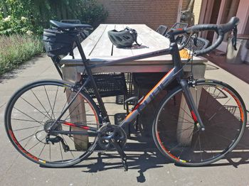 Použité CUBE attain SL 2016 2016 Road & Gravel — obrázek 2 z 8