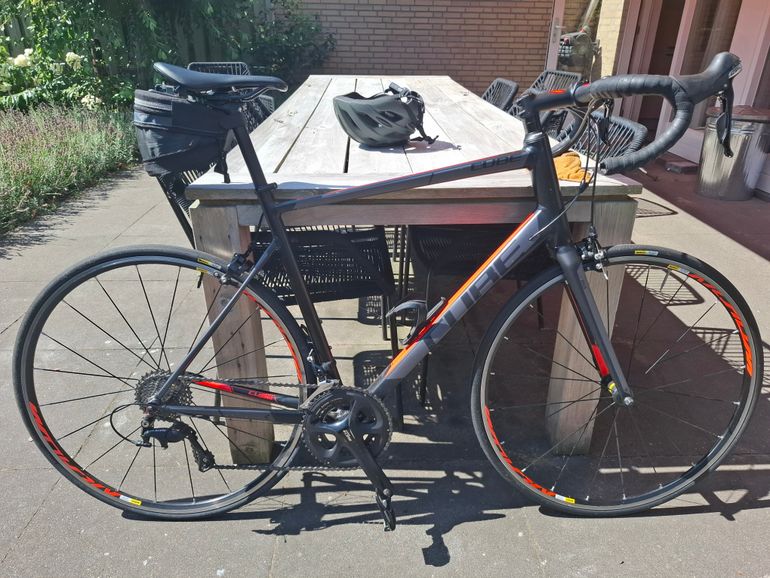 Použité CUBE attain SL 2016 2016 Road & Gravel — obrázek 2 z 8