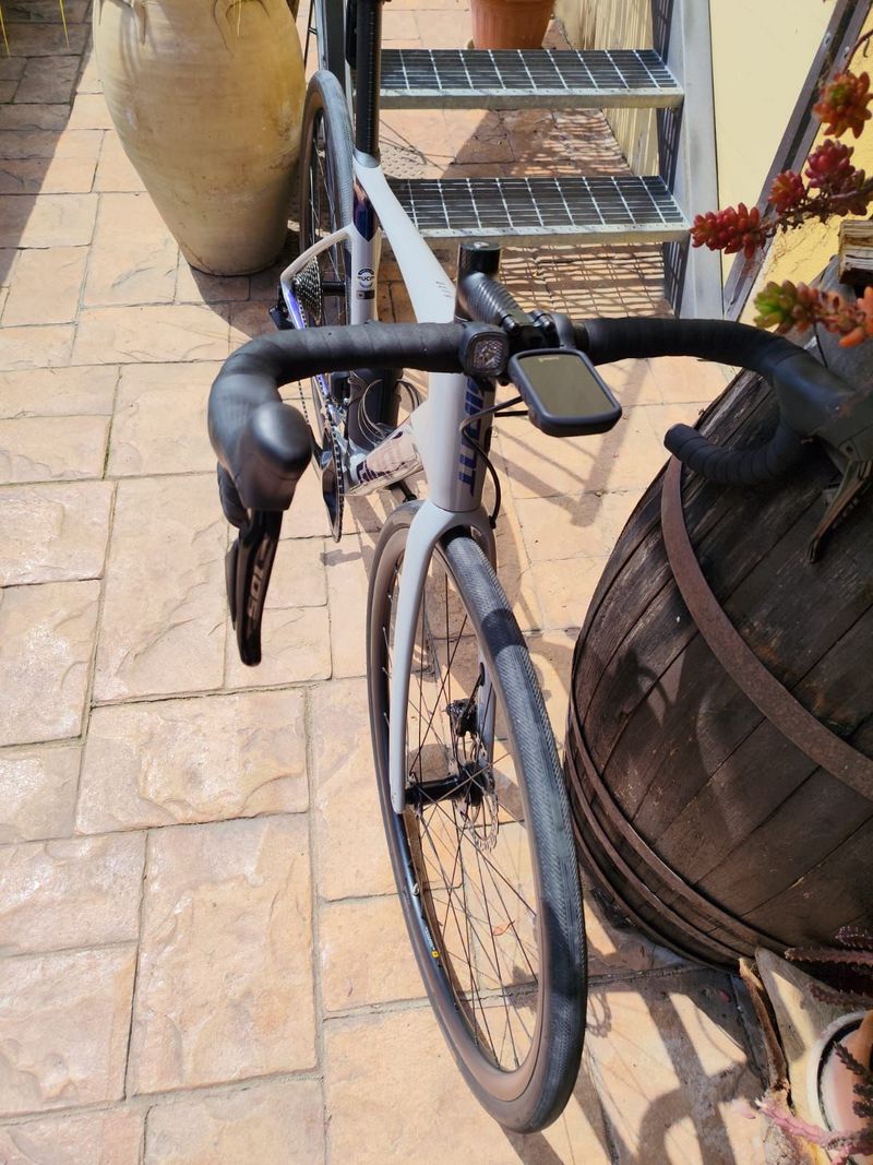 Used Giant Defy, Advanced 2 2021 2021 Road & Gravel, Light Gray — image 7 of 10