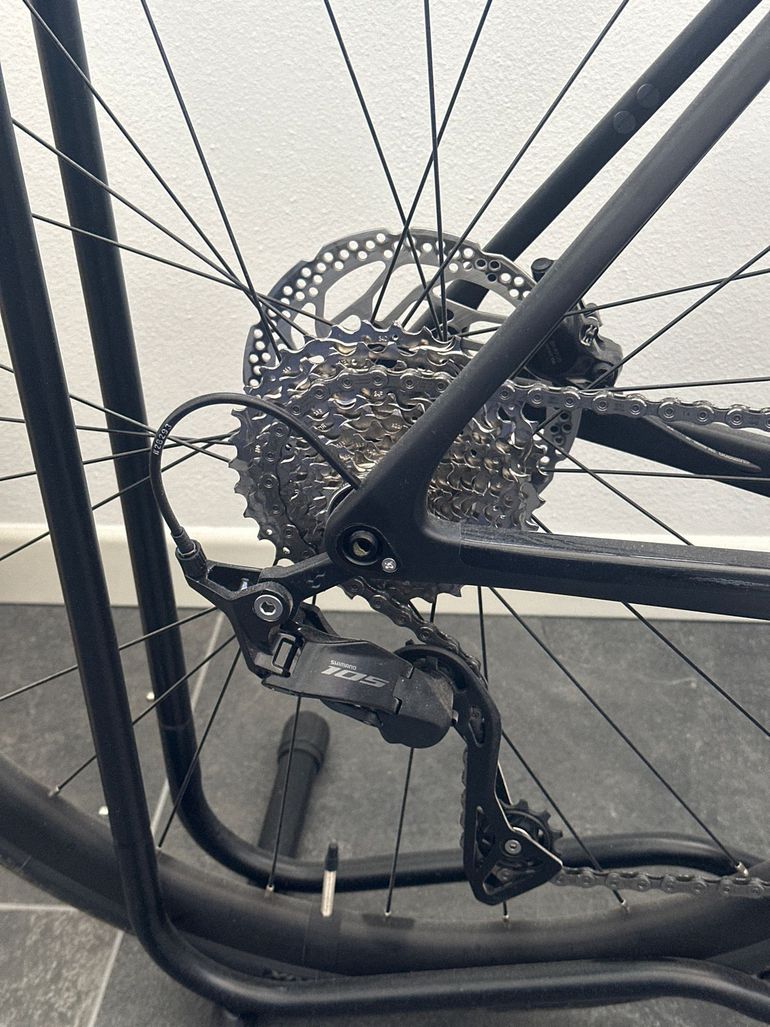 Brugt CUBE ATTAIN C:62, RACE 2026 2026 Road & Gravel — billede 4 af 11
