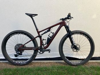 Used Specialized Epic EVO Expert 2023 Frameset 2023 Mountainbike, Red, 29 — image 3 of 3