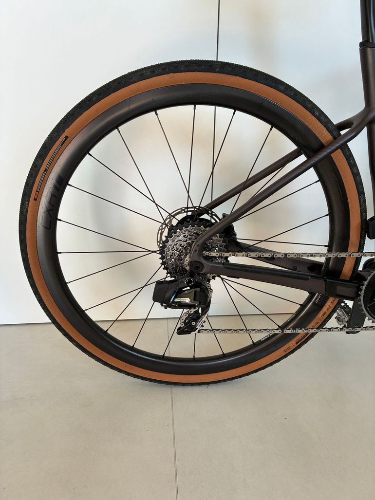 Used Liv Devote Advanced Pro 2024 2024 Road & Gravel, Black — image 7 of 14