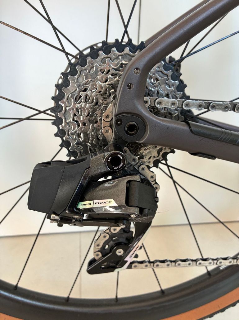 Used Liv Devote Advanced Pro 2024 2024 Road & Gravel, Black — image 3 of 14