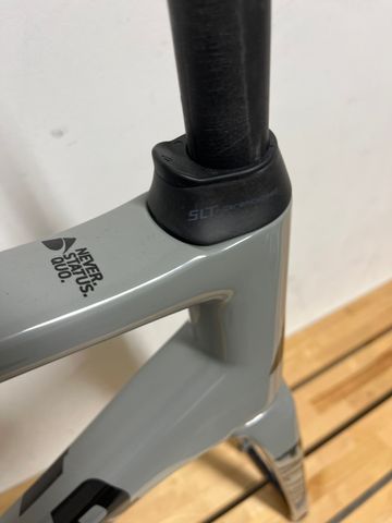 Used Factor O2 Frameset 2025 Frameset 2025 Road & Gravel, Light Gray — image 3 of 4