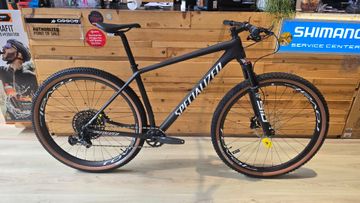 Used Specialized Epic Hardtail Expert 2023 2023 Mountainbike, Black, 29 — image 1 of 3